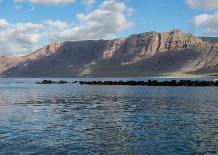 アパート Sunshine カレタ・デ・ファマラ