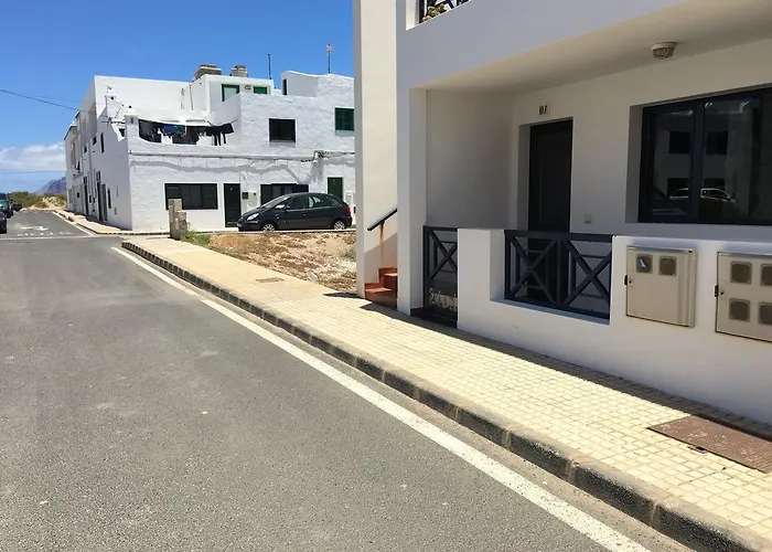 Sunshine Apartment Famara