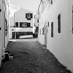 Famara Sunshine *